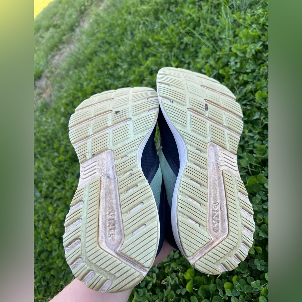 Brooks Range Woman’s Navy Blue & Green Running Athletic Outdoor Shoes Size 7.5 - Picture 5 of 12